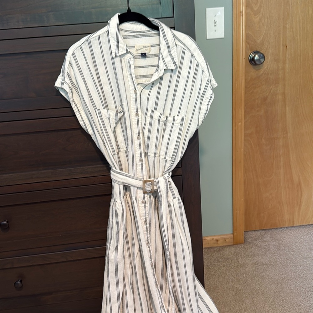 Universal Thread Maxi Dress